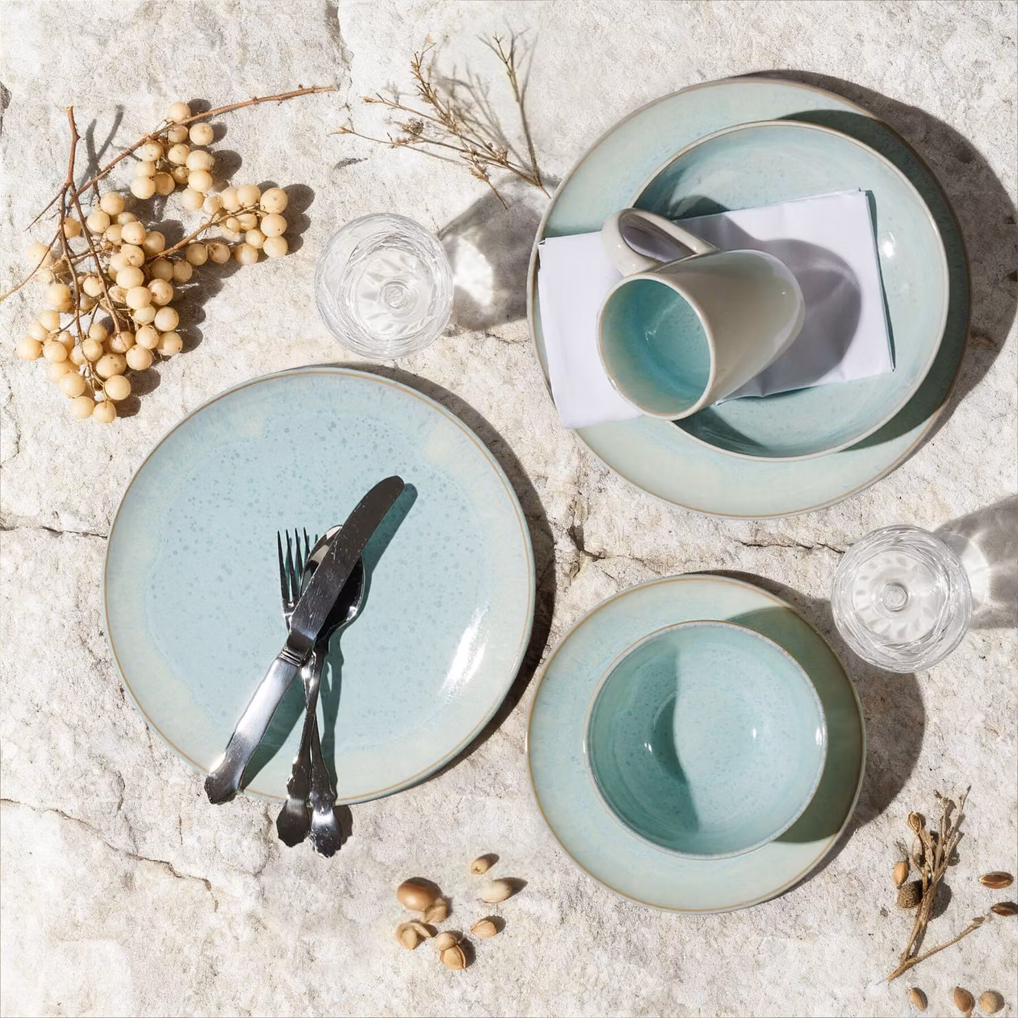 Set di stoviglie combinato tectake in ceramica e grès verde, 30 pezzi per 6 persone – 1