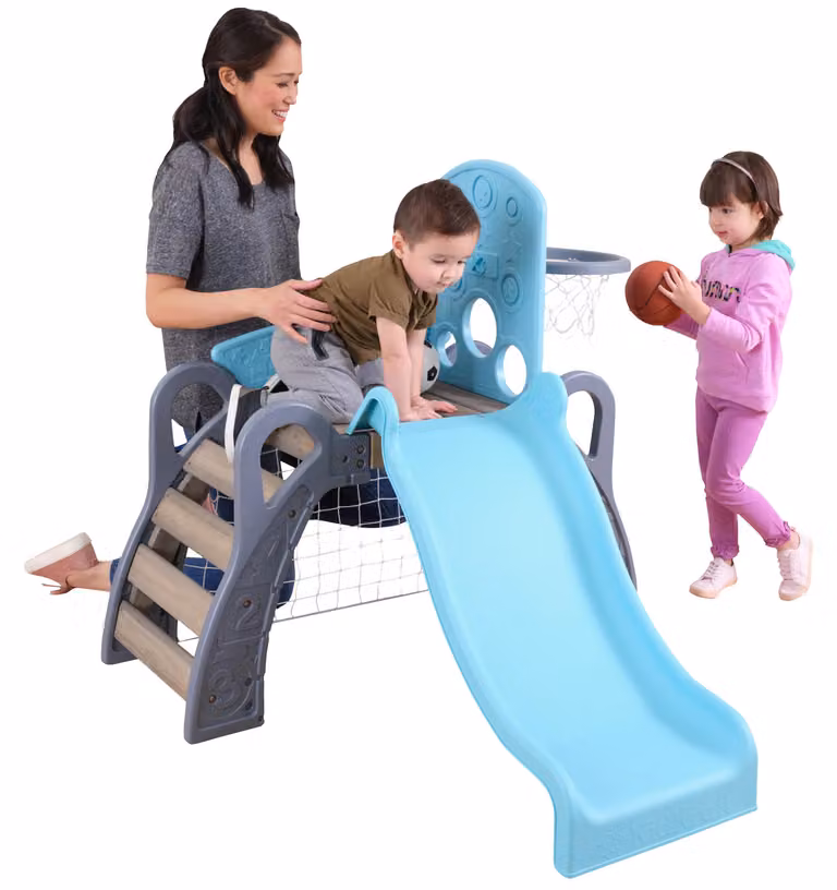 KidKraft 5 in 1 Arrampicatoio Sportivo per Bambini Piccoli con Scivolo, Porta Calcio, Canestro e 3 Palle