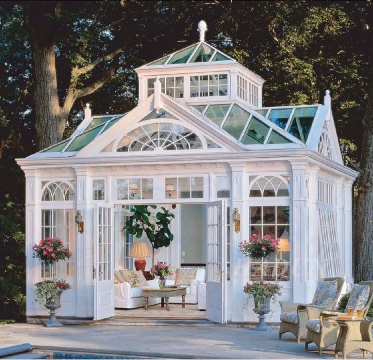 Casa Padrino, casetta da giardino bianca, dimensioni 472 x 396 x altezza 548 cm - Gazebo da giardino in ferro battuto con vetri