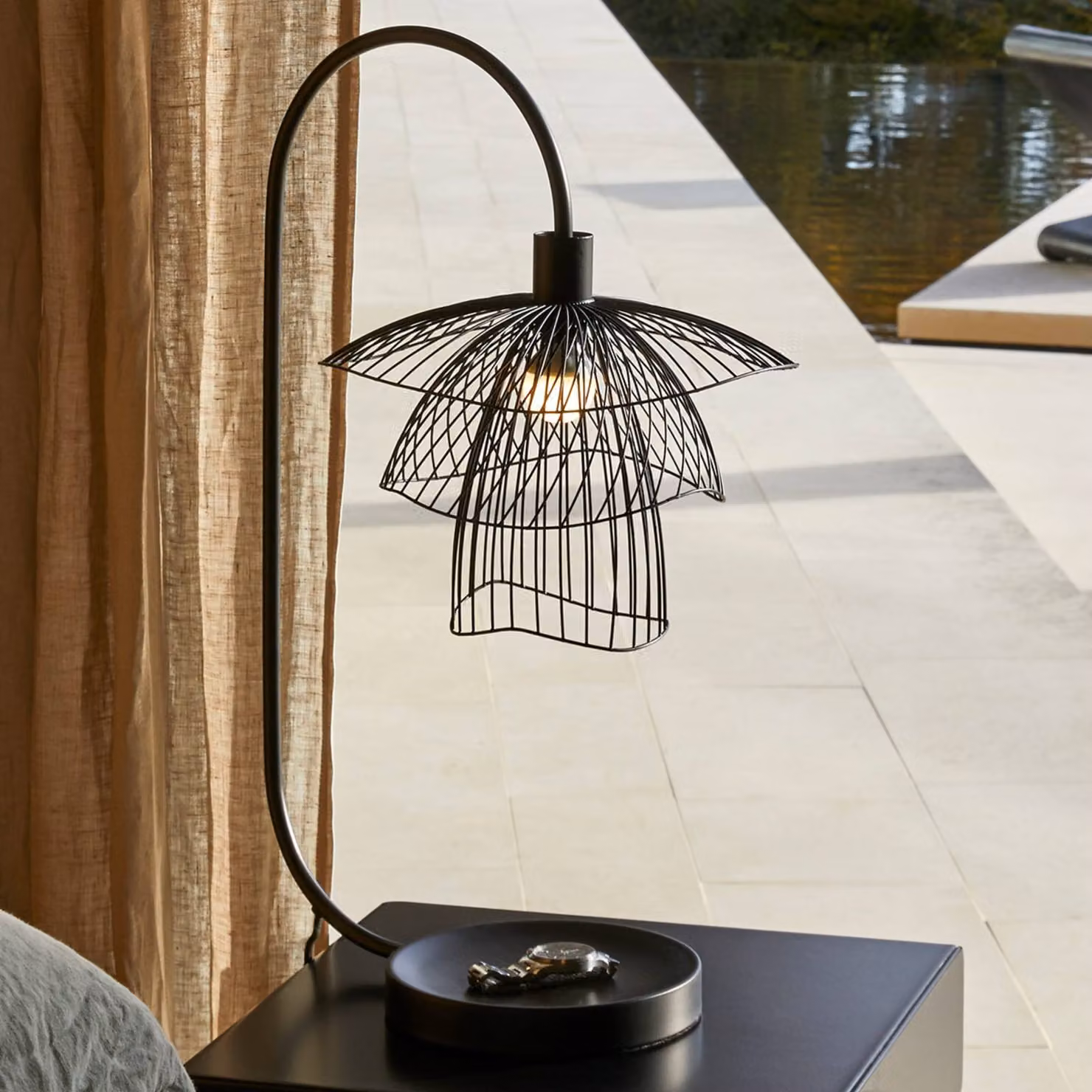 Forestier Lampada da tavolo di design Papillon XS, Nero, Soggiorno / Sala da pranzo, Metallo, Design, Lampada da tavolo