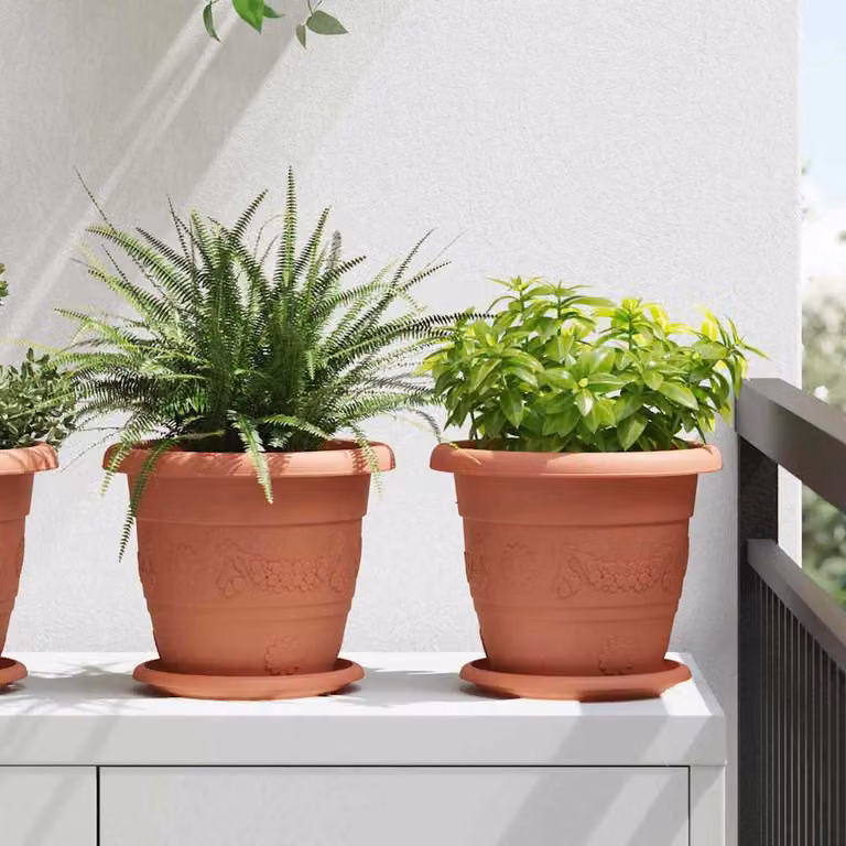 Set di 6 vasi porta fiori rotondi vidaXL in plastica colore rosso, Ø 17,5 cm x H 2 cm