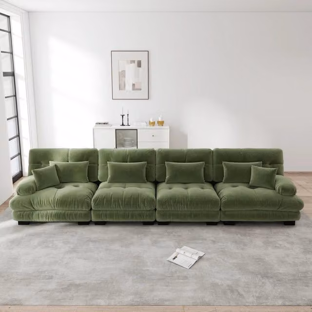 Divano angolare moderno MIVRAY in velluto verde con cuscini decorativi per il tuo soggiorno