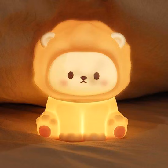 Luce notturna per la cameretta dei bambini - Grazioso motivo a leoni - Motivo con gatti - Morbido silicone - Lampada a LED - Decorazione