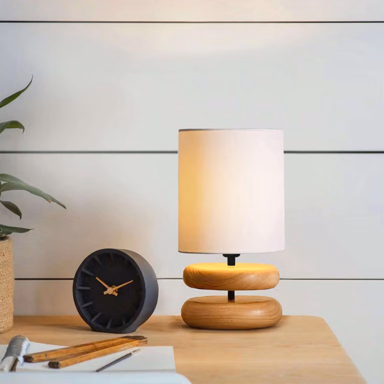 Opviq, lampada da tavolo di alta qualità, color crema, in legno, diametro 15 cm, attacco E27, grado di protezione IP20 | 100% melaminico