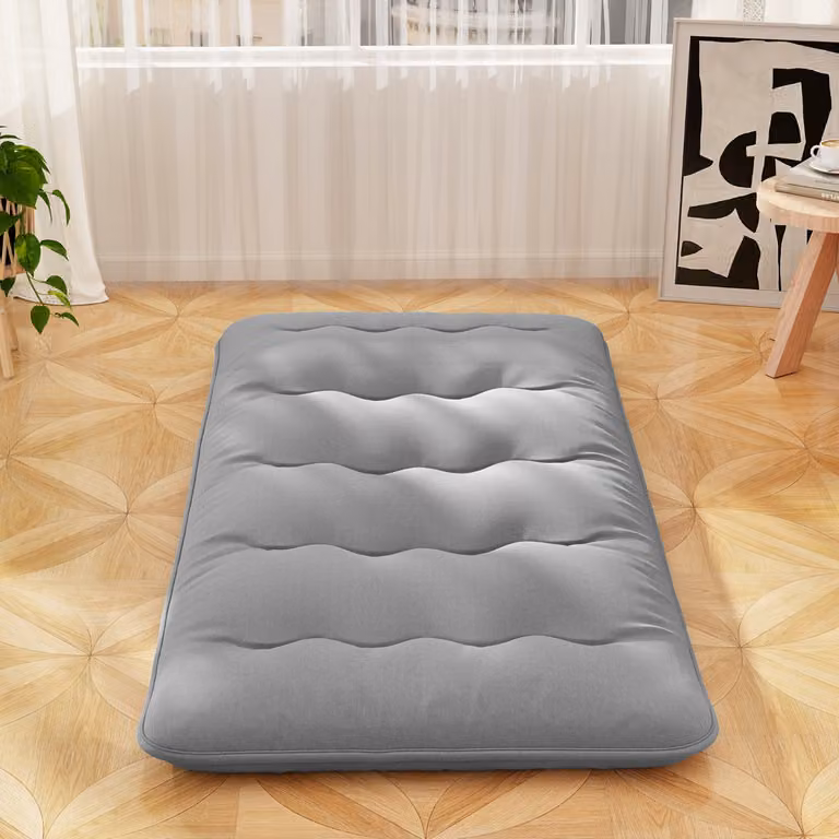 Materasso futon portatile Costway con copertura lavabile e sacca da trasporto, tappeto arrotolabile grigio L: 90 cm