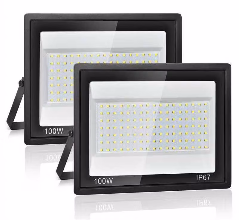 Faretto LED da esterno, 100W, 7000K, 10000 lumen, grado di protezione IP67, 119 LED, confezione da 2 pezzi.