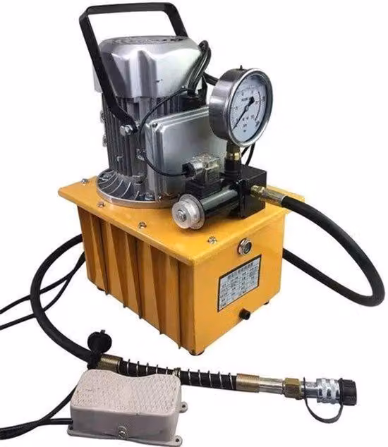 Pompa idraulica elettrica - Potenza: 750W - Sistema di pressione: 700 bar - Acciaio resistente per applicazioni industriali