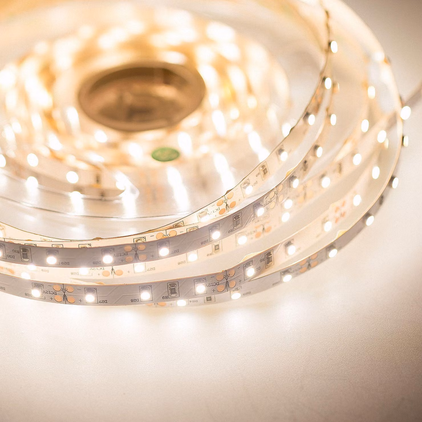 Striscia LED 3528 bianco neutro (4000k) 24W 500CM 24V IP20