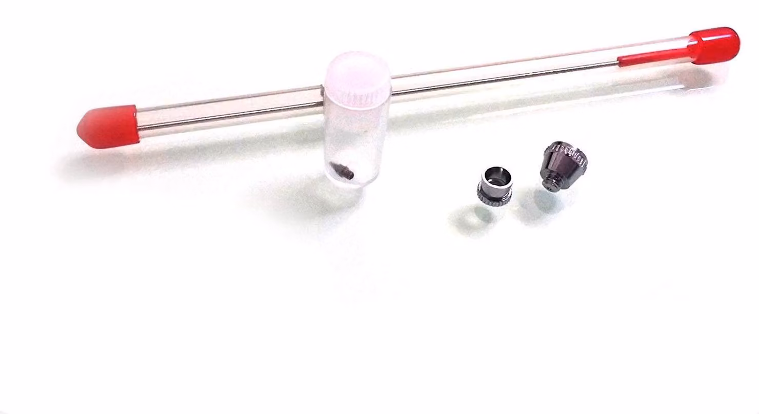 Set di ugelli per aerografo da 0,5 mm: cappuccio dell'ugello, cappuccio dell'ago, ugello e ago