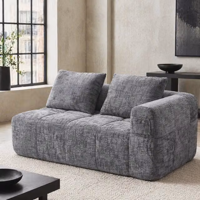 Divano Chaise Longue L Shape REDOM Grigio con Cuscini Inclusi L: 158 cm, P: 90 cm, H: 60 cm