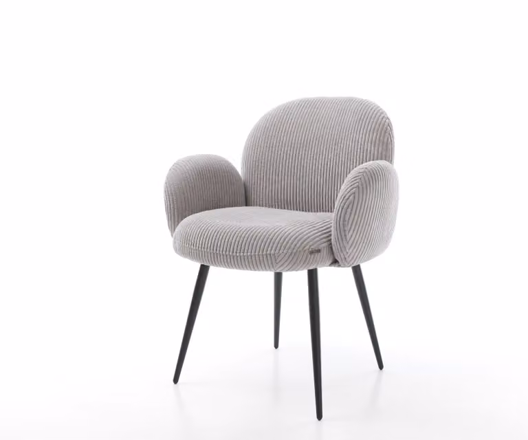 Sedia da pranzo DELIFE Nube-Flex con braccioli, rivestita in tessuto effetto velluto color argento-grigio, base a 4 gambe coniche nere, imbottitura in molle insacchettate