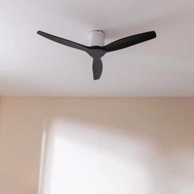 Ventilatore da soffitto Cecotec EnergySilence Aero 5400 Classic Bianco e Nero con telecomando e timer