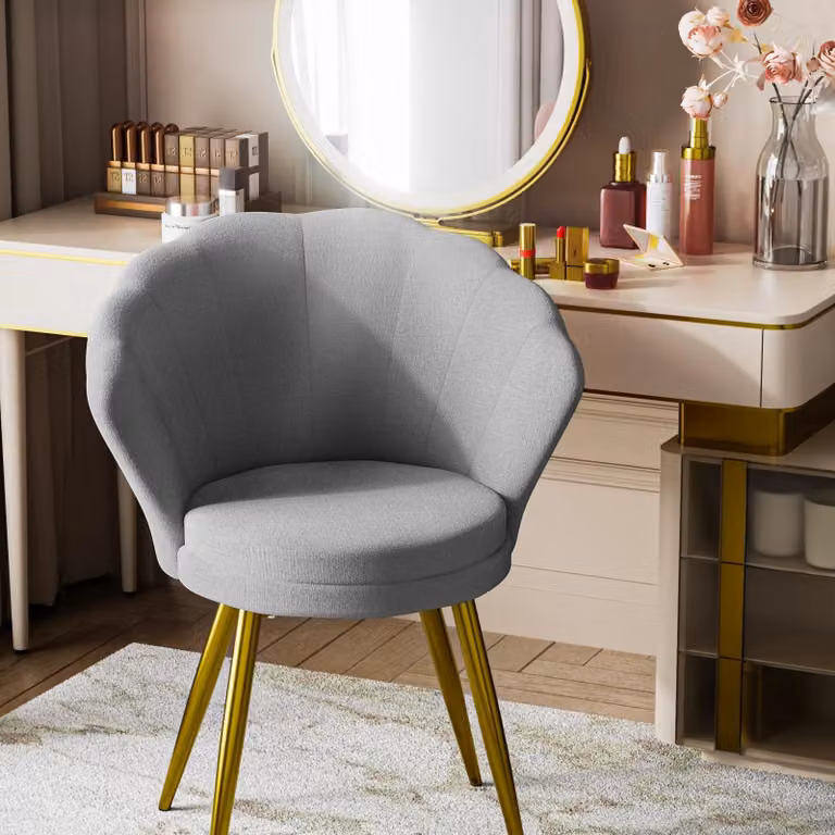 Poltrona da parrucchiere con imbottitura confortevole in stile scandinavo
