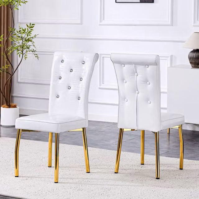 Sedia da pranzo MIVRAY bianca con effetto pelle di alligatore, gambe in metallo dorato e dettagli in cristallo