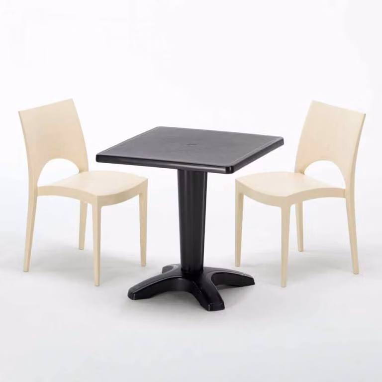Tavolo quadrato nero e 2 sedie in polipropilene colorato Set di bastoni per interni Grand Soleil Paris Aia - Beige