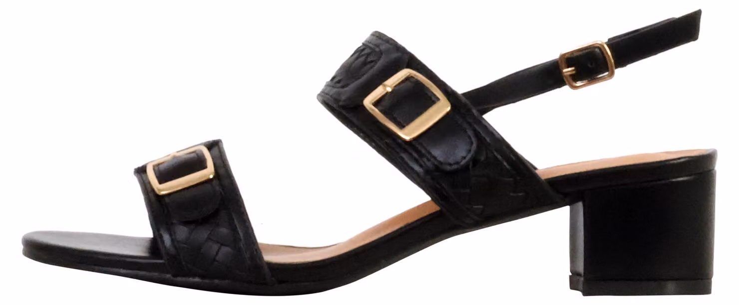 Sandali con tacco super alla moda