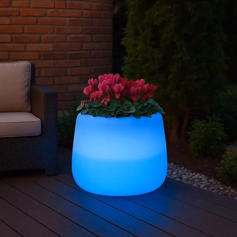 Vaso luminoso moderno Monacis in polimero con LED blu per interno ed esterno Ø53 H55 cm – 2