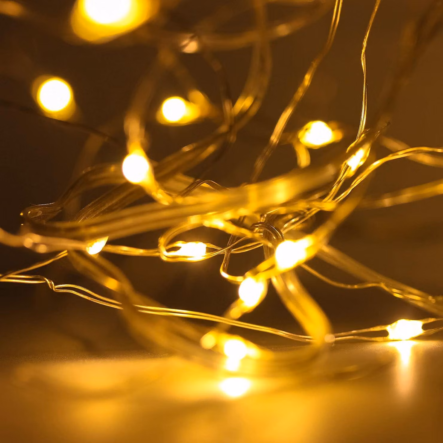 Catena luminosa a LED, confezione da 2, lunghezza 10 metri, luce bianco caldo, alimentazione a batteria
