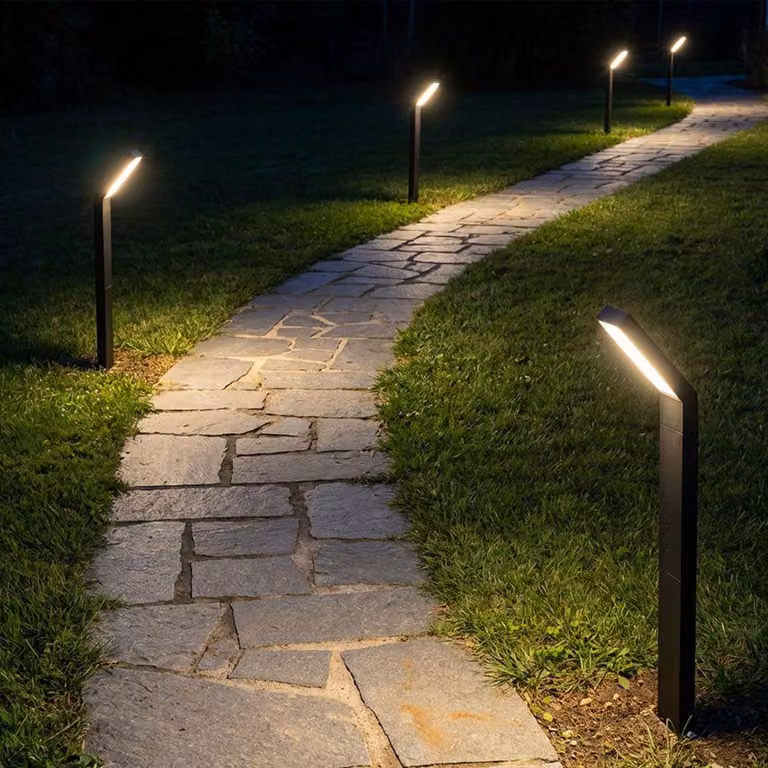 Lampada solare da esterno Lampada da esterno Illuminazione esterna Sensore crepuscolare Lampada da terra