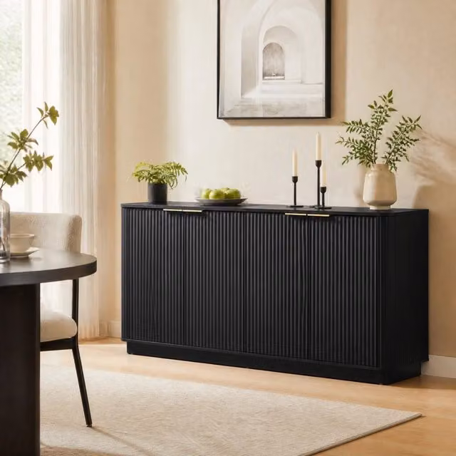 Madia Mivray a 4 ante con superficie ondulata in MDF nero e maniglie dorate con ripiano centrale L: 160 cm, P: 40 cm, H: 80 cm