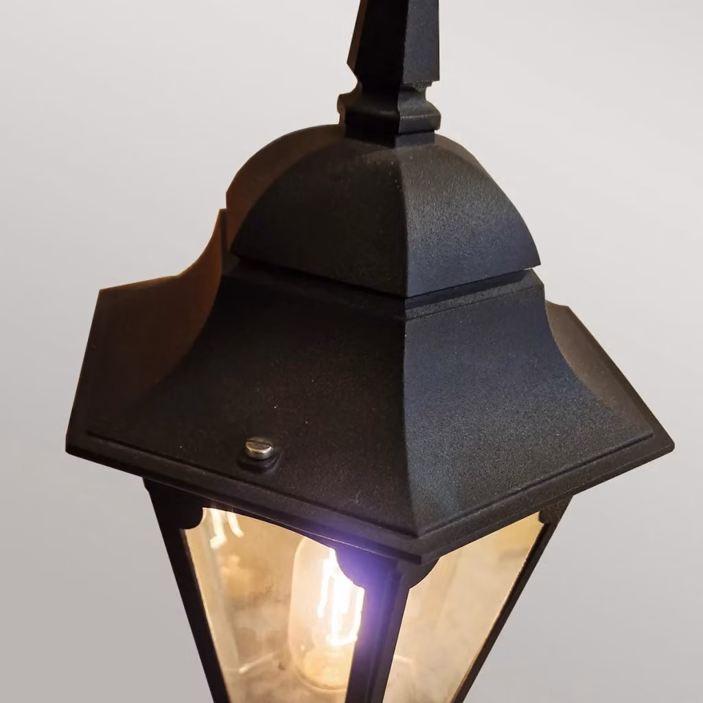 Lampada da esterno a colonna Elstead Parish Mini in metallo nero e vetro trasparente con attacco E27 60W, protezione IP44 – 2