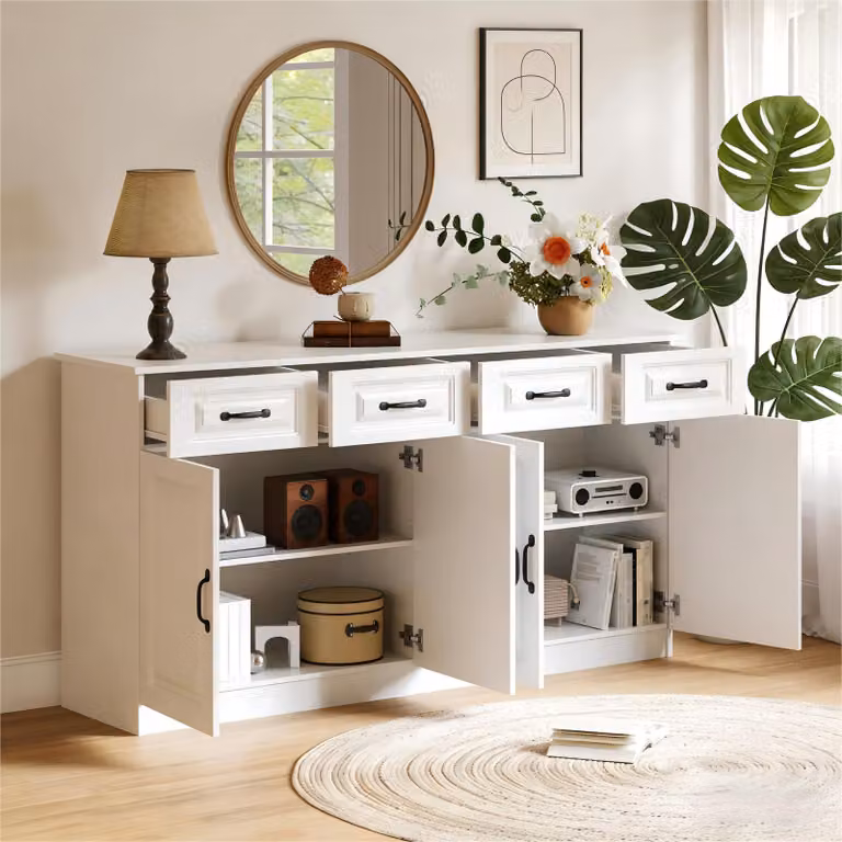 Credenza MODFU per soggiorno con cassetti e 8 maniglie in metallo dal design scanalato; cassettiera multifunzionale con 2 ripiani; modello a 4 ante per soggiorno e cucina; colore bianco
