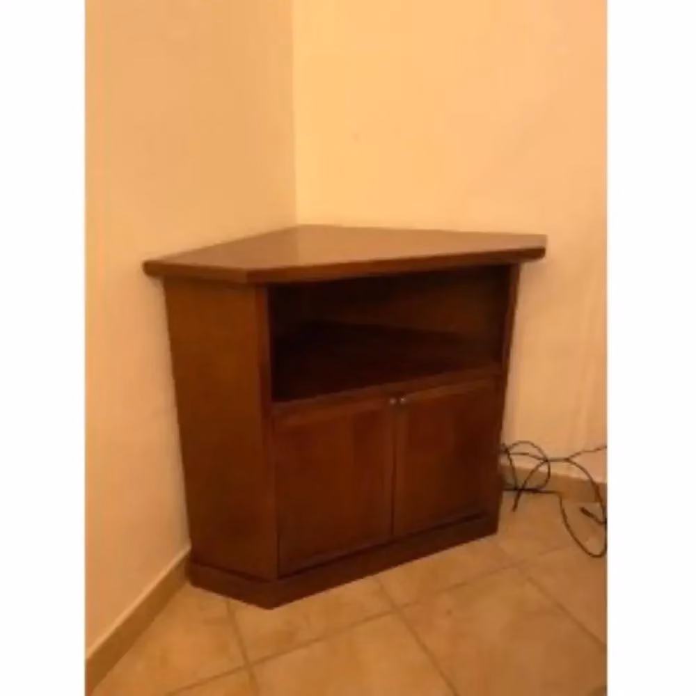 Mobile porta TV ad angolo Shopinnovativo in legno massello e MDF con 2 ante, finitura noce lucido, marrone, L: 72 cm, P: 63 cm, H: 80 cm – 2