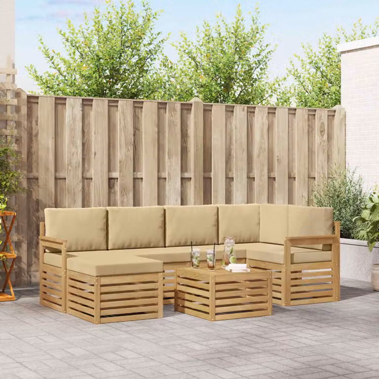 vidaXL Set di divani da esterno a L composto da 7 pezzi in legno di acacia con cuscini, colore bianco e beige