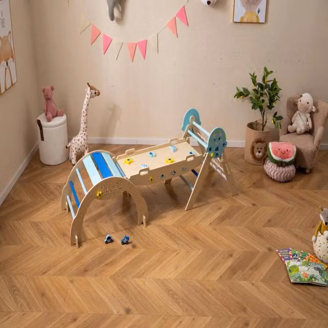 Set da arrampicata Montessori a triangolo in legno pieghevole con rampa e arco multicolore per palestra da giungla in casa