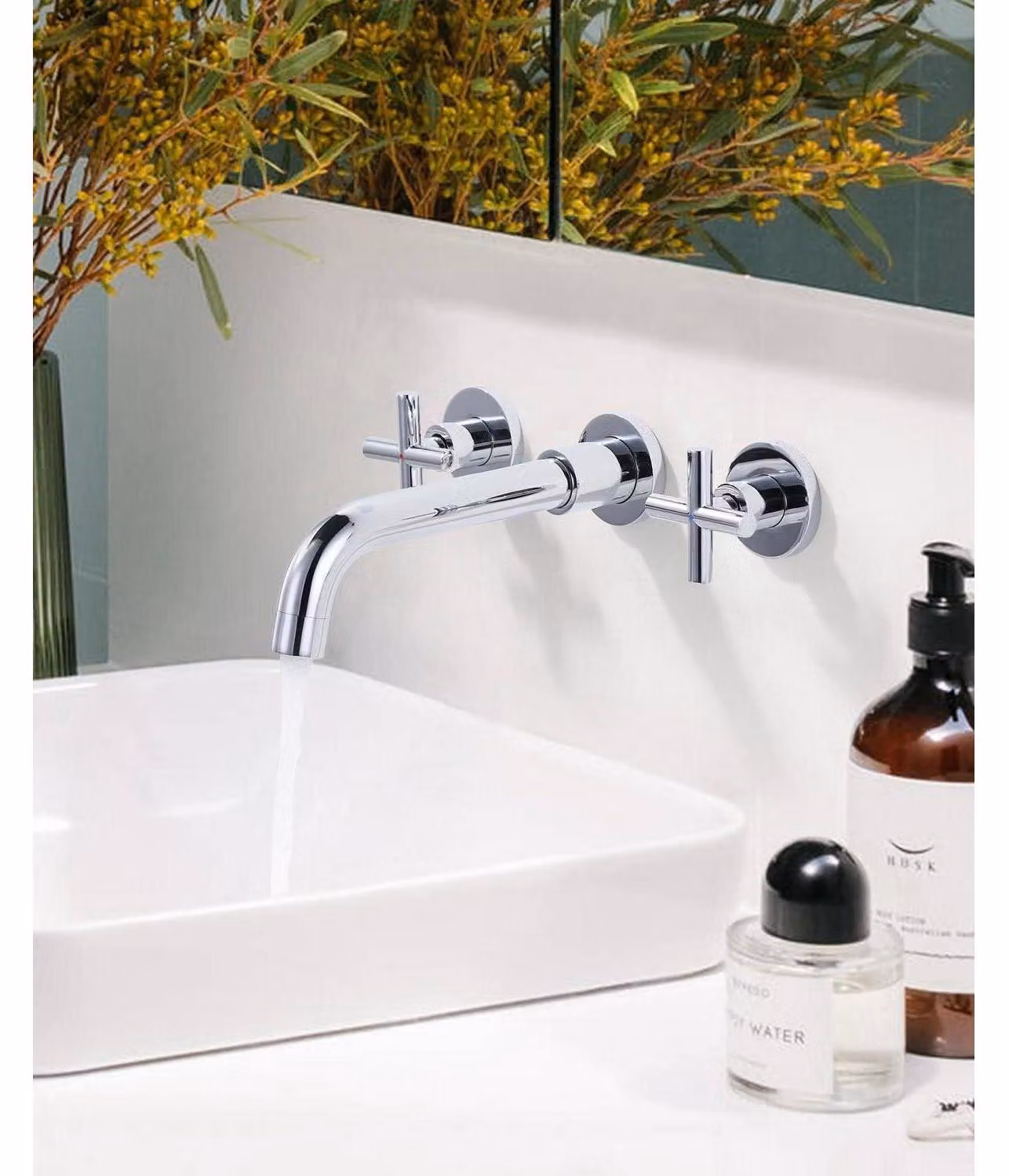 Miscelatore per lavabo da incasso, cromato, girevole a 360°, con due manopole, da fissare a parete, in ottone