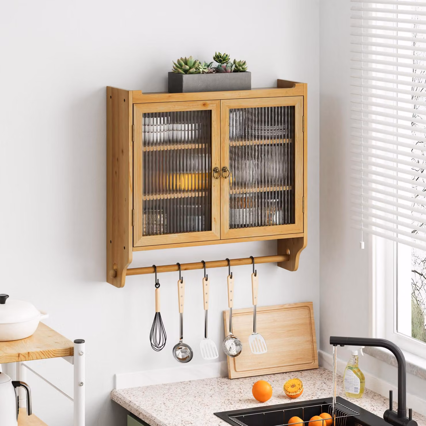 Pensile B&F con ante in vetro e porta asciugamani, spazio di archiviazione a tre livelli per bagno, cucina o sala da pranzo, L: 63 cm, P: 18 cm, H: 60 cm, Colore marrone/beige – 2