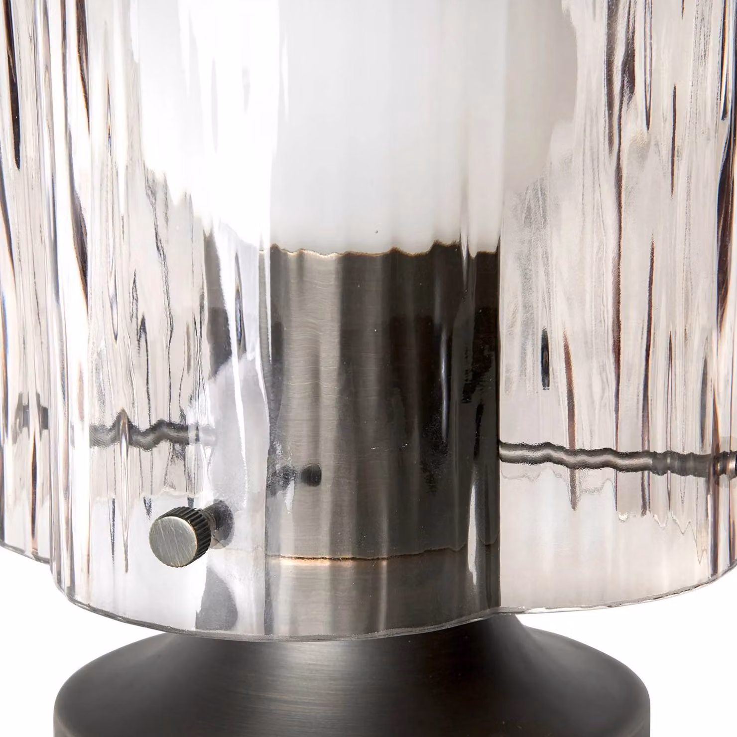 GUBI Lampada da tavolo di design Seine, Alluminio / Grigio / Zincato, Soggiorno / Sala da pranzo, Vetro, Design, Lampada da tavolo