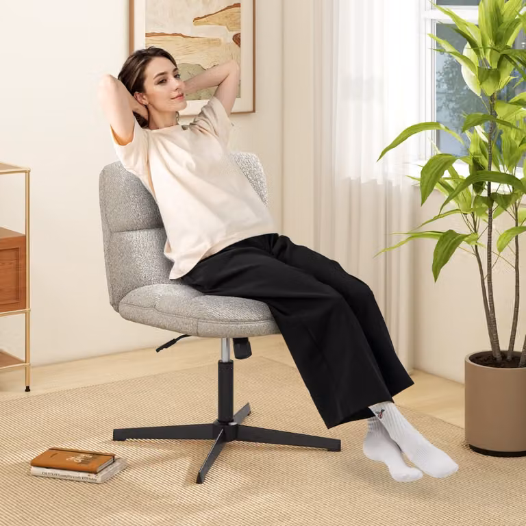 Sedia da ufficio Costway moderna in tessuto grigio chiaro con rotazione a 360 gradi e altezza regolabile per studio e home office