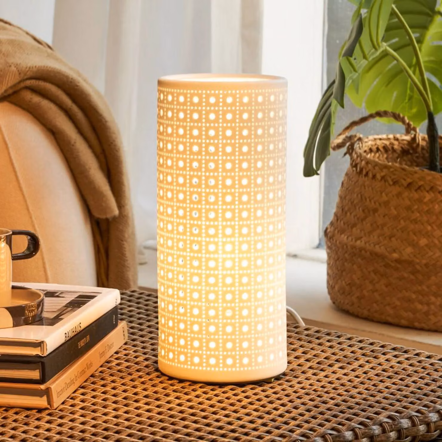 Pauleen Lampada da tavolo PURE SUNKISS, Bianco / Opale, Soggiorno / Sala da pranzo, Ceramica, Giovanile, Lampada da tavolo