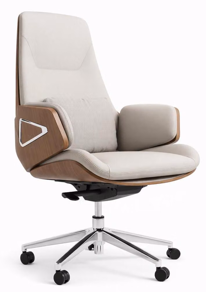 Sedia da ufficio ergonomica con braccioli in legno e design regolabile