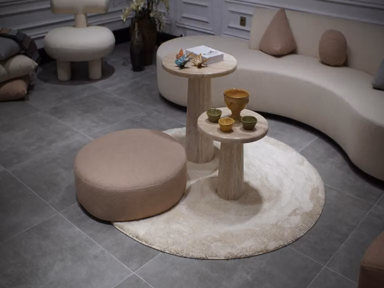 Beiger Couchtisch Designer Rundtisch Wohnzimmer Kaffeetisch Möbel