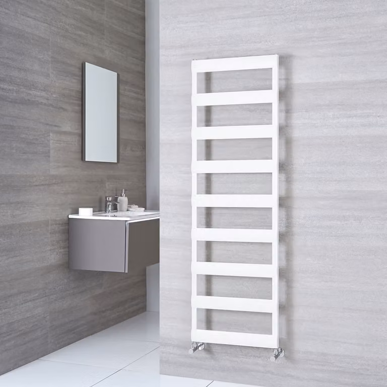 Scaldasalviette di Design a Scaletta - Termoarredo Bagno Bianco - 1590 x 500mm - 550W - Gradus