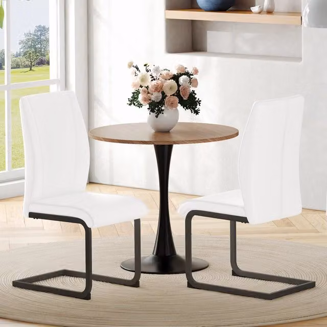 SEDIA da pranzo in similpelle bianca con gambe in metallo nero