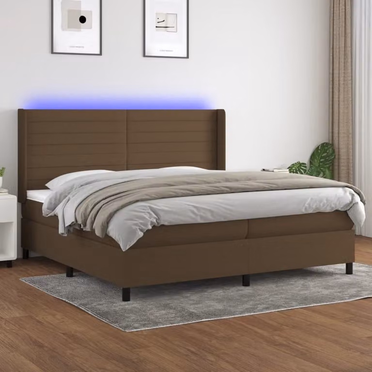 Maison Exclusive - Letto a Molle Materasso e LED Marronescuro 200x200cm in Tessuto