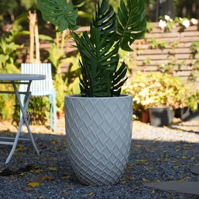 Fioriera a più livelli OKWISH in ceramica lucida bianca con motivo a rombi per piante da interno e giardino L: 42 cm, H: 54 cm – 1