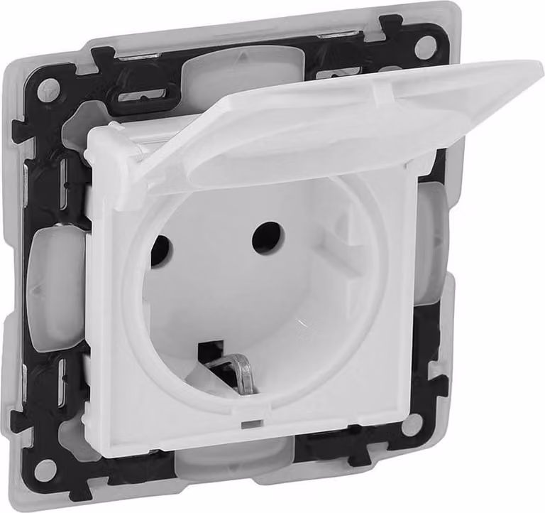 Presa Legrand Valena Life con contatto di terra IP44 Ultra bianco 753119