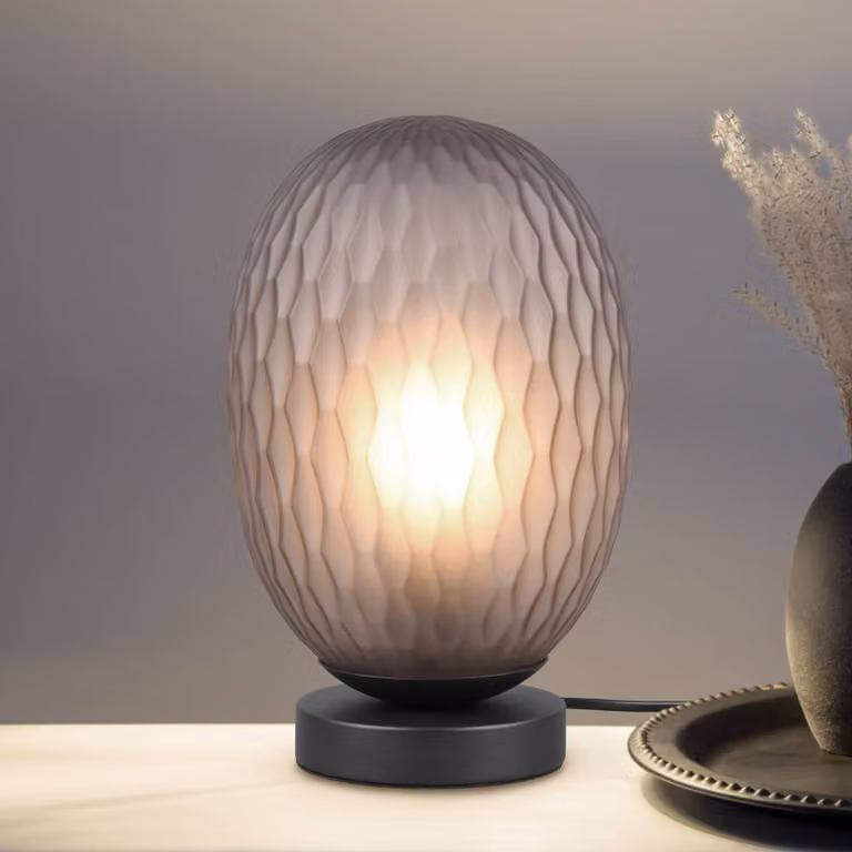 Trio Lighting Lampada da comodino Facette, Alluminio / Grigio / Zincato, Soggiorno / Sala da pranzo, Vetro, Moderno, Lampada da tavolo