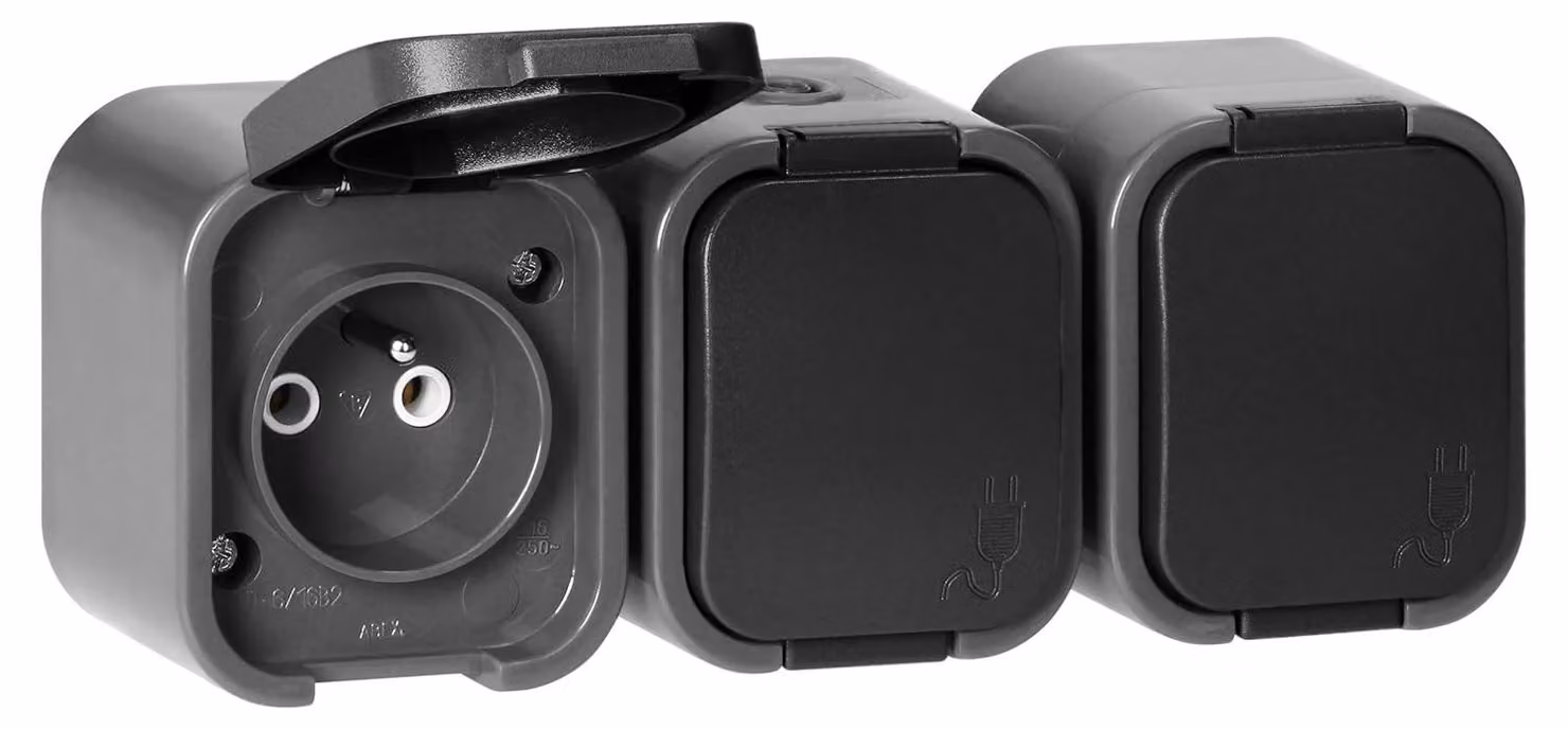 Prese multiple da incasso, grado di protezione IP54 (resistente agli schizzi d'acqua), 3 prese da 2P+T, colore grigio-nero, per uso esterno