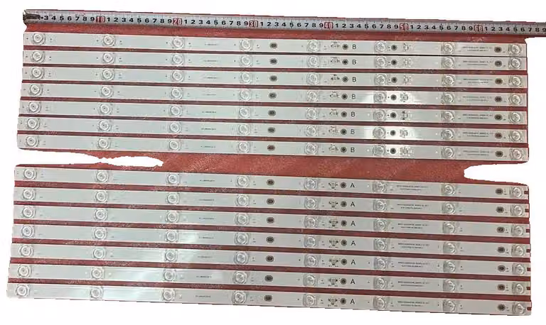 Striscia di retroilluminazione a LED, 664 mm, luce blu, 8 LED, compatibile con TCL 65C715, GIC65LB101