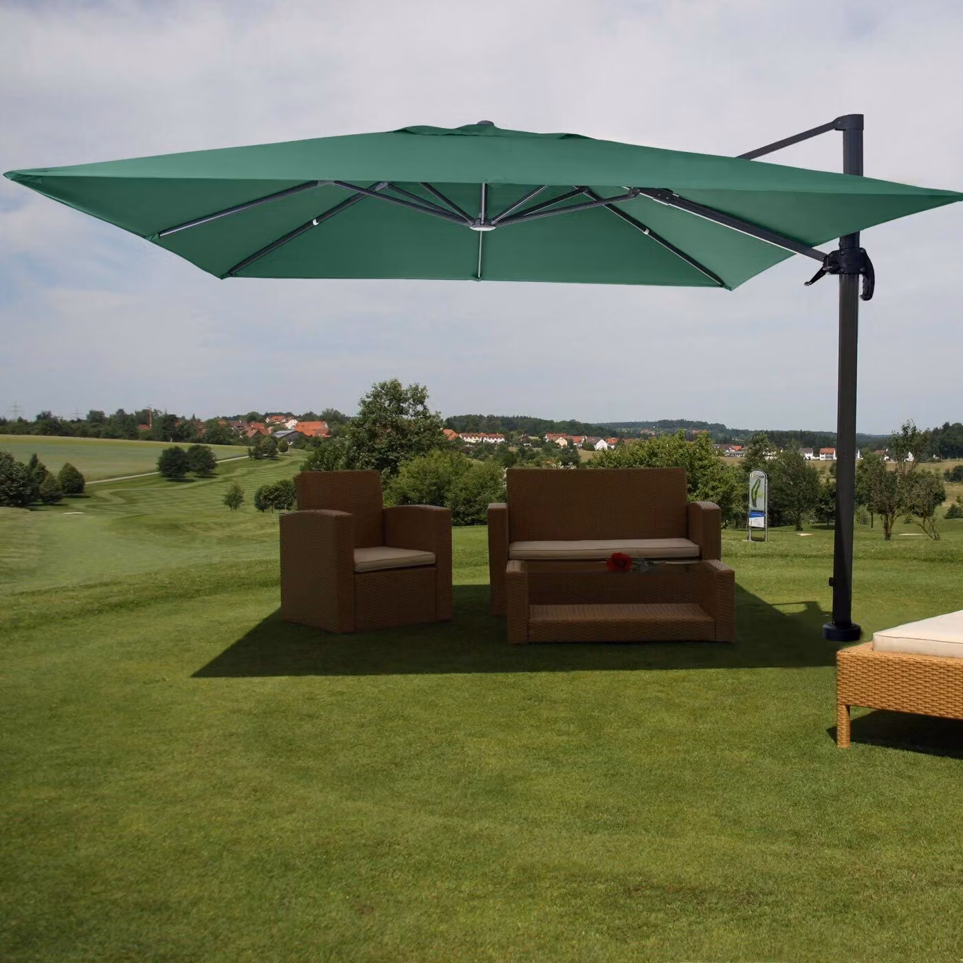 Ombrello semaforo gastronomico HWC-A96, ombrellone 3x3m (Ø4,24m) poliestere alluminio/acciaio 23kg ~ verde scuro senza supporto