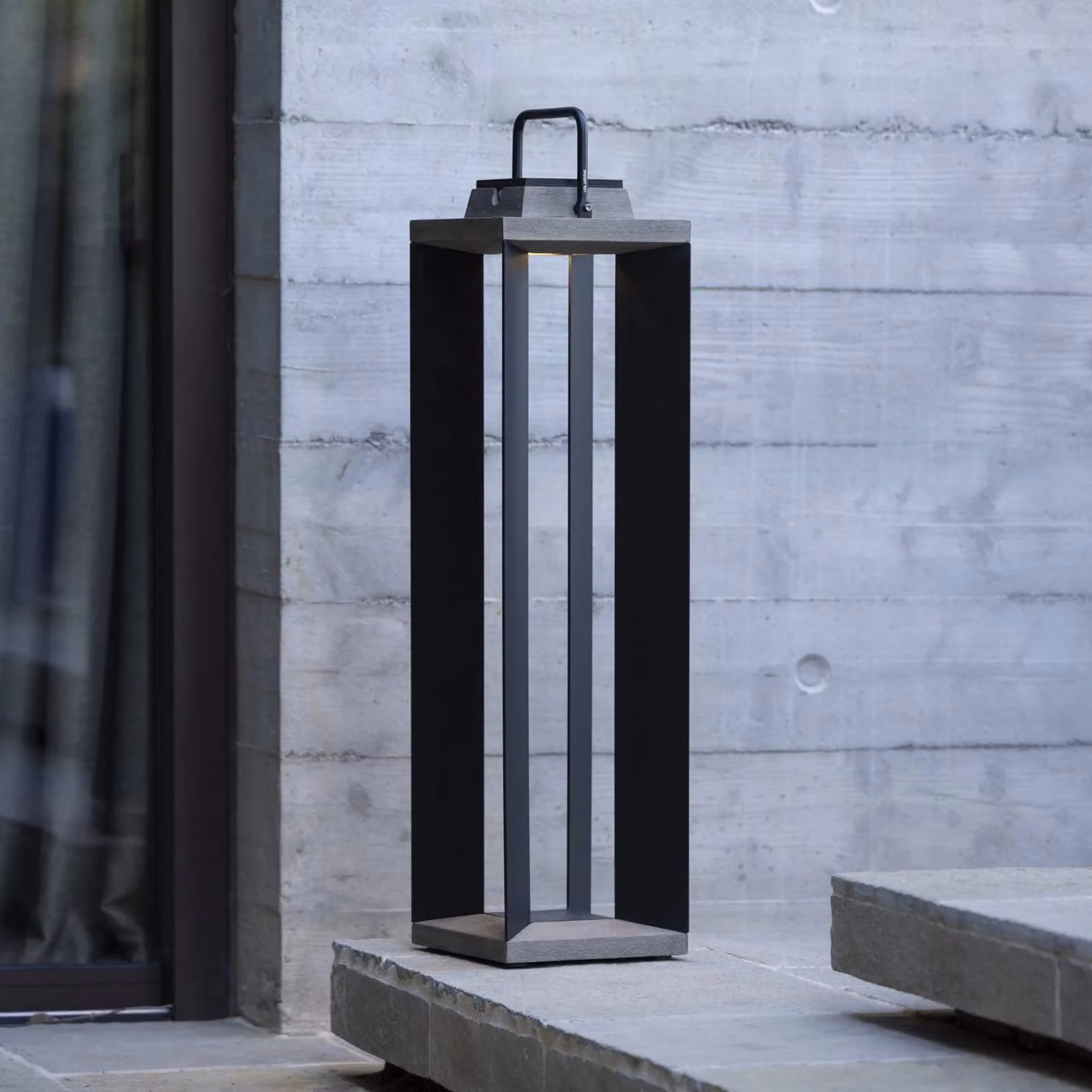 Les Jardins Lanterna solare LED Teckalu, grigio/nero, 60 cm dimmerabile, Nero, Alluminio, Lampade solari