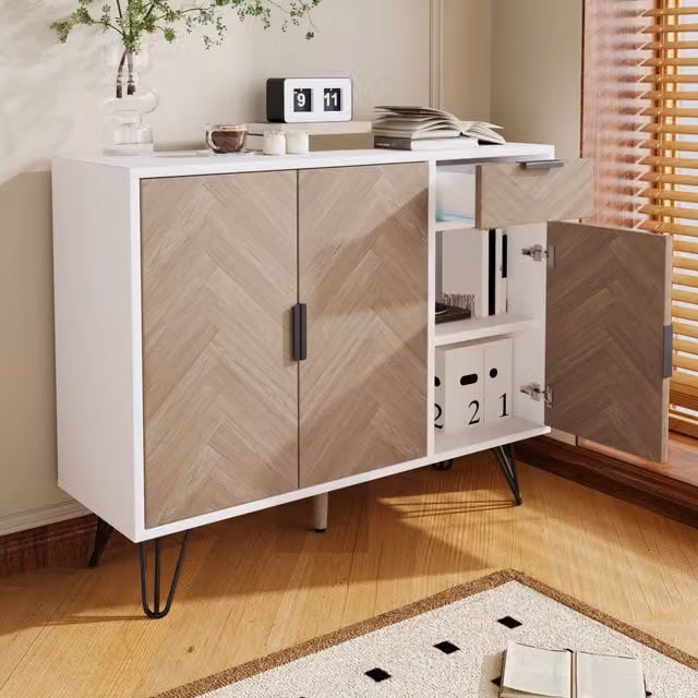 Credenza moderna in MDF e metallo con ripiani regolabili e design geometrico, colore bianco e beige, L: 90 cm, P: 30 cm, H: 71,5 cm