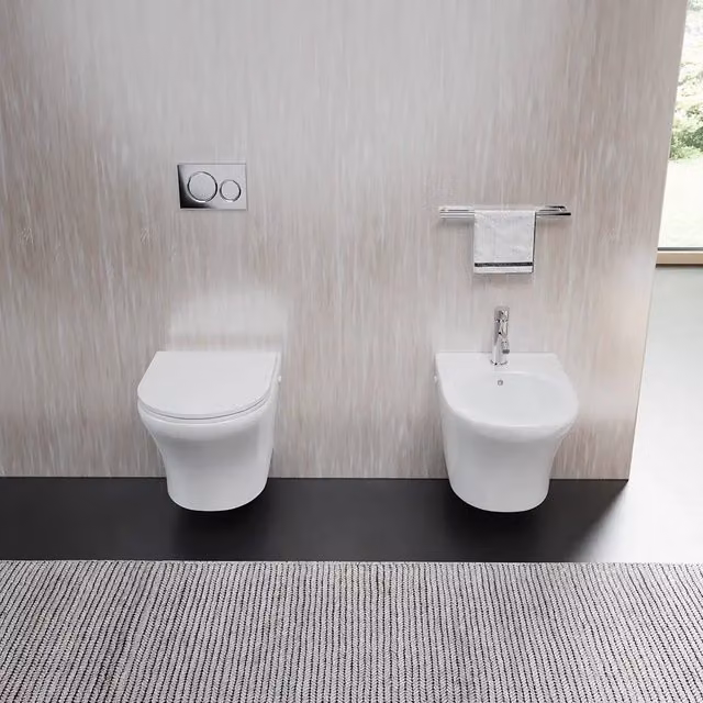 Sanitari sospesi rimless in ceramica bianco lucido: vaso bidet e copriwc soft-close | Nassau