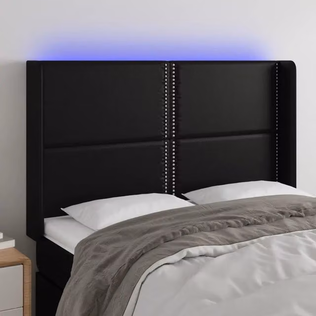 Testiera per letto con illuminazione LED e porta USB vidaXL in similpelle nera, L: 147 cm, P: 16 cm, H: 118-128 cm – 1