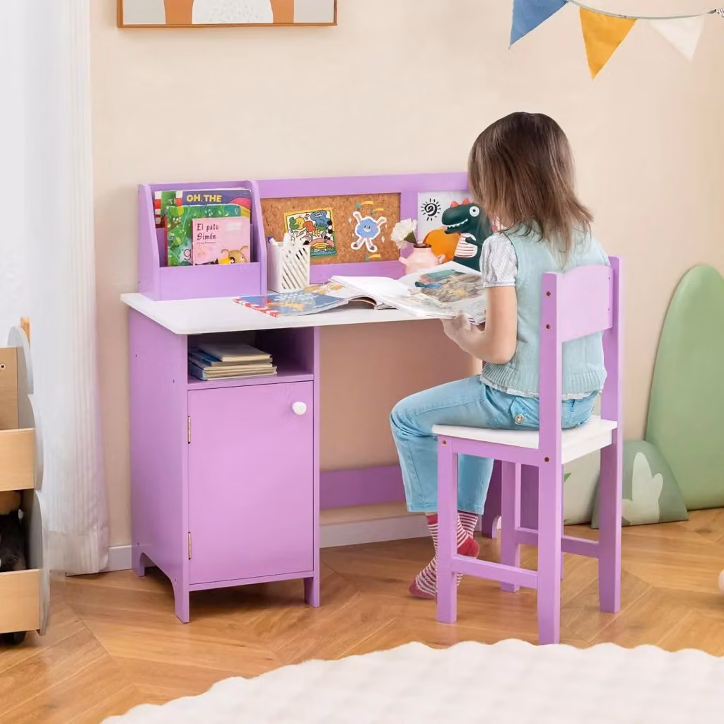 Set Scrivania e Sedia per Bambini COSTWAY Viola con Lavagna Bianca, Armadietto e Bacheca per Studio e Lettura – 2